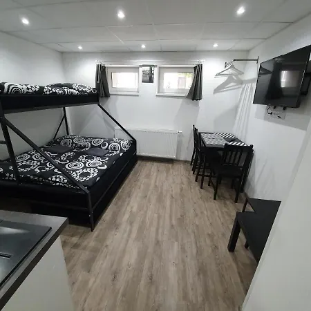 Small Denisa Business Apartmán